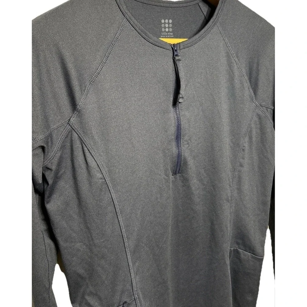Title‎ Nine Sunbuster 1/2 Zip Long Sleeve Sun Shirt Blue Women's Size Medium EUC